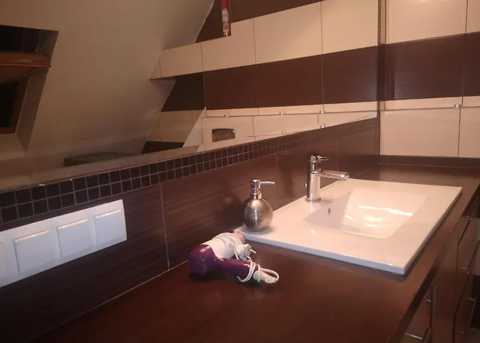 Lena 16 Twoje Poddasze *